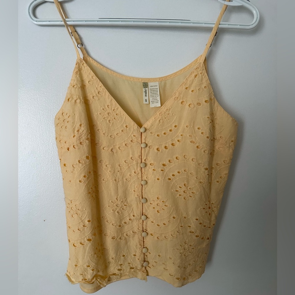 Cute eyelet lace tank